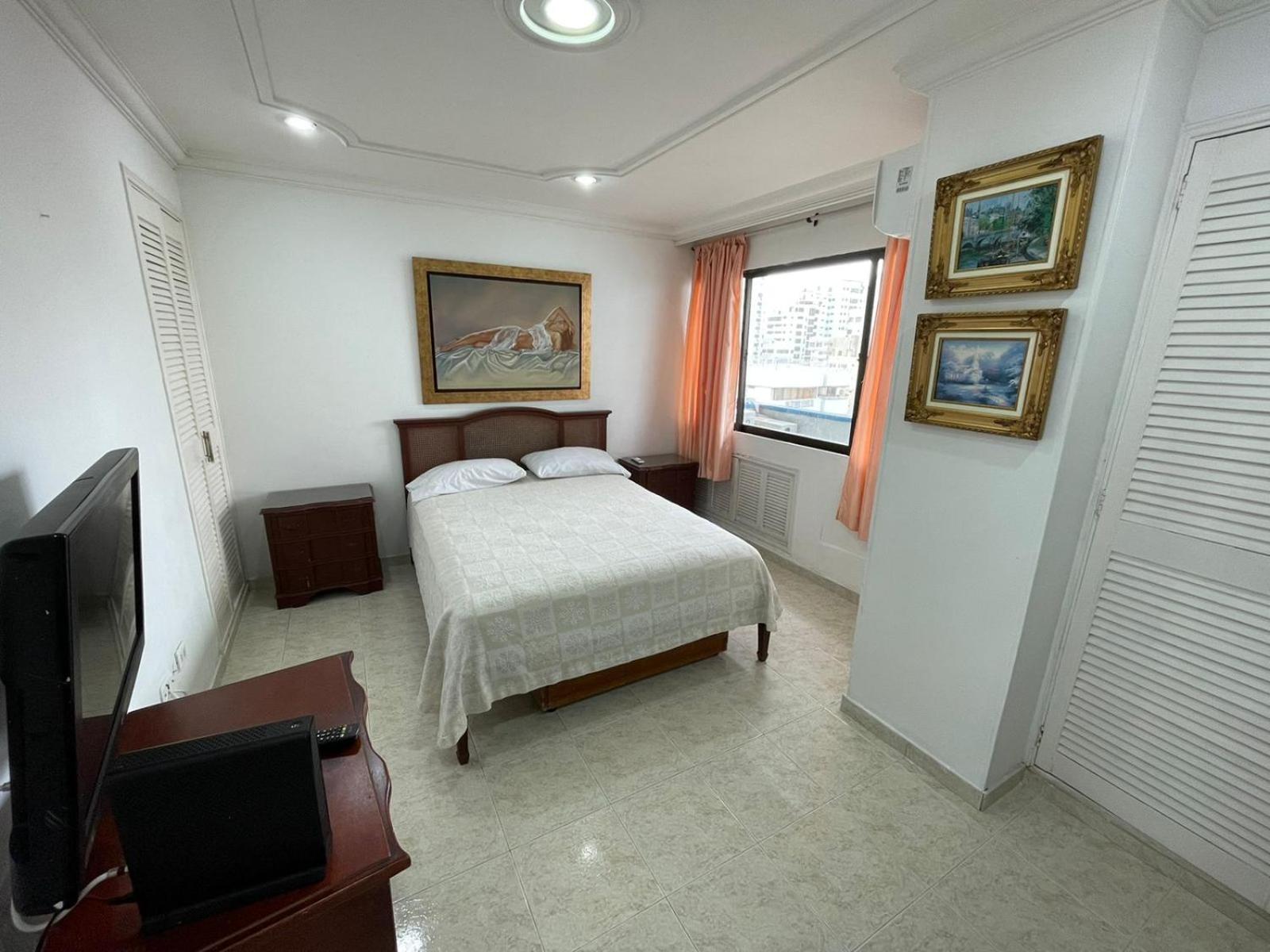 Apartamentos En Edificio Portofino Icdi Cartagena Ruang foto