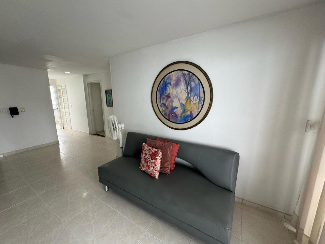 Apartamentos En Edificio Portofino Icdi Cartagena Ruang foto